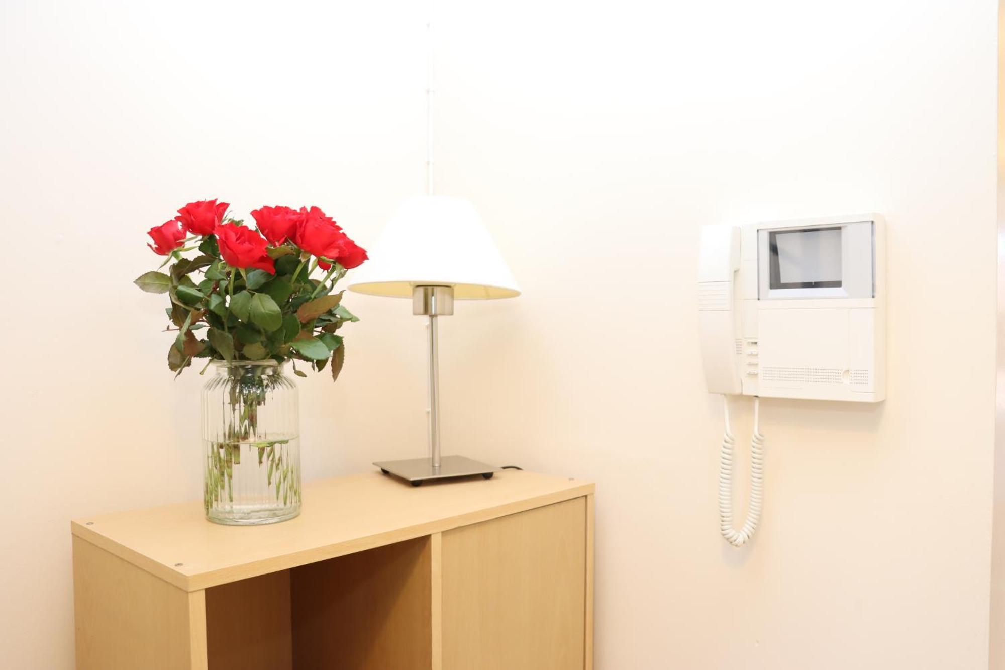 Scandinavian City Centre Apartment Вустер Экстерьер фото