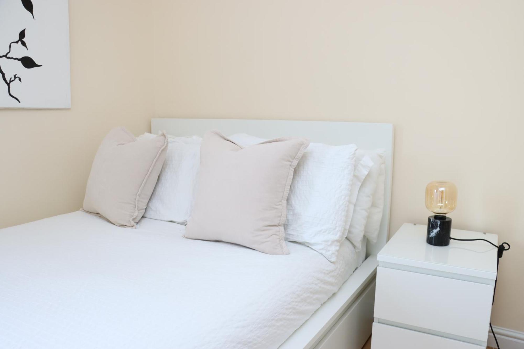 Scandinavian City Centre Apartment Вустер Экстерьер фото
